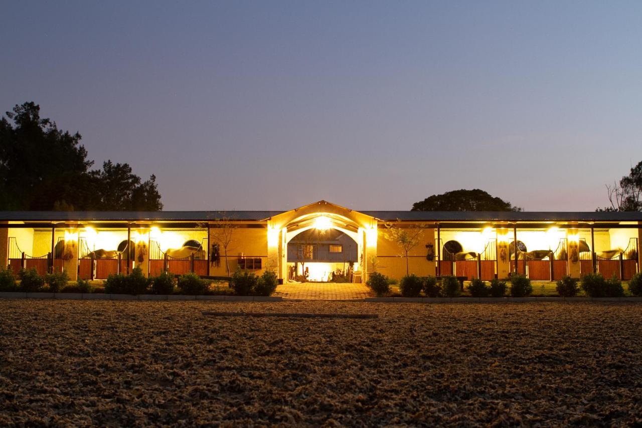 The Stables, Beaulieu Kyalami Hotel Midrand Exterior photo